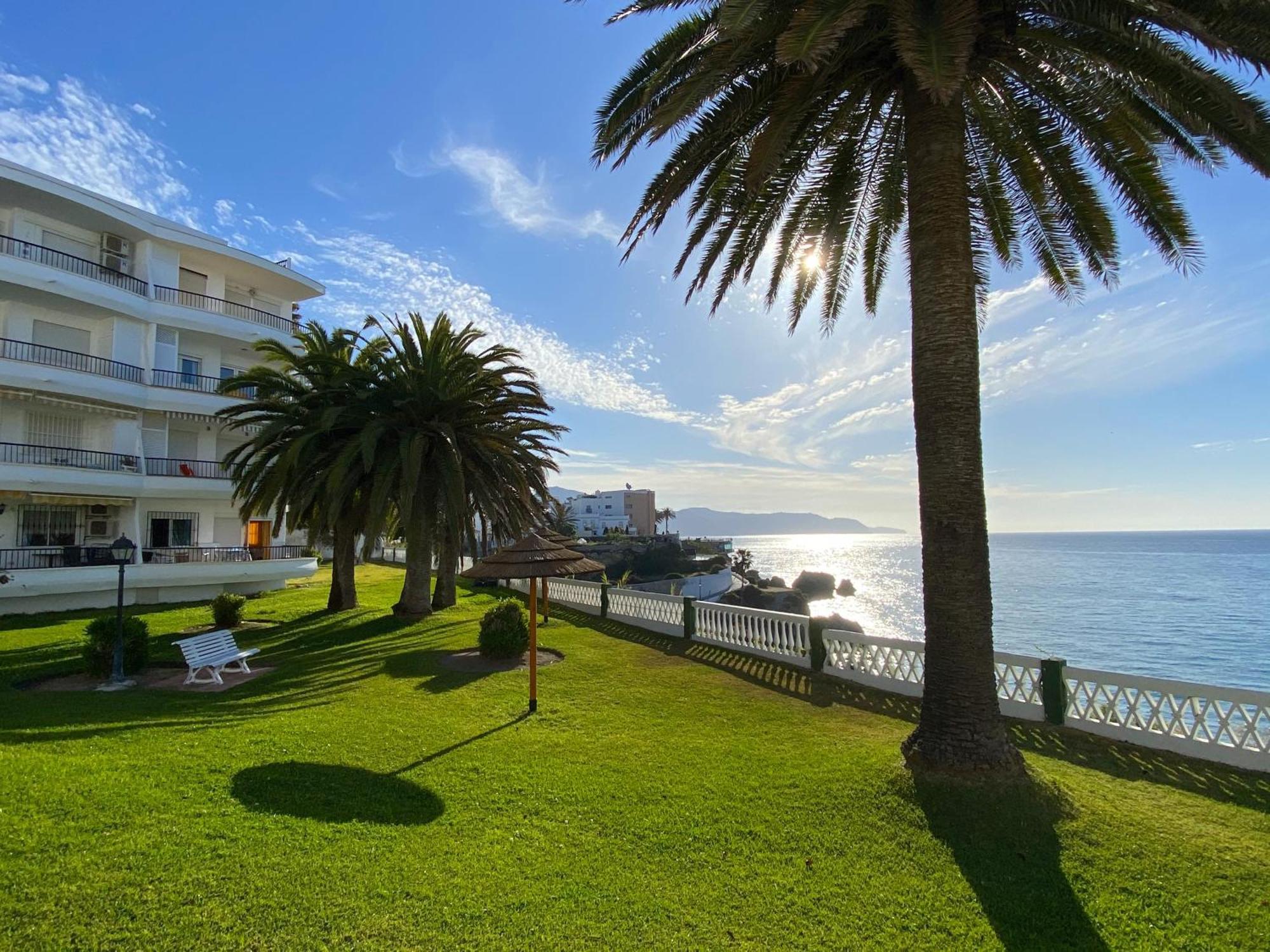 Acapulco Playa 301 Apartments Casasol Nerja Exteriör bild